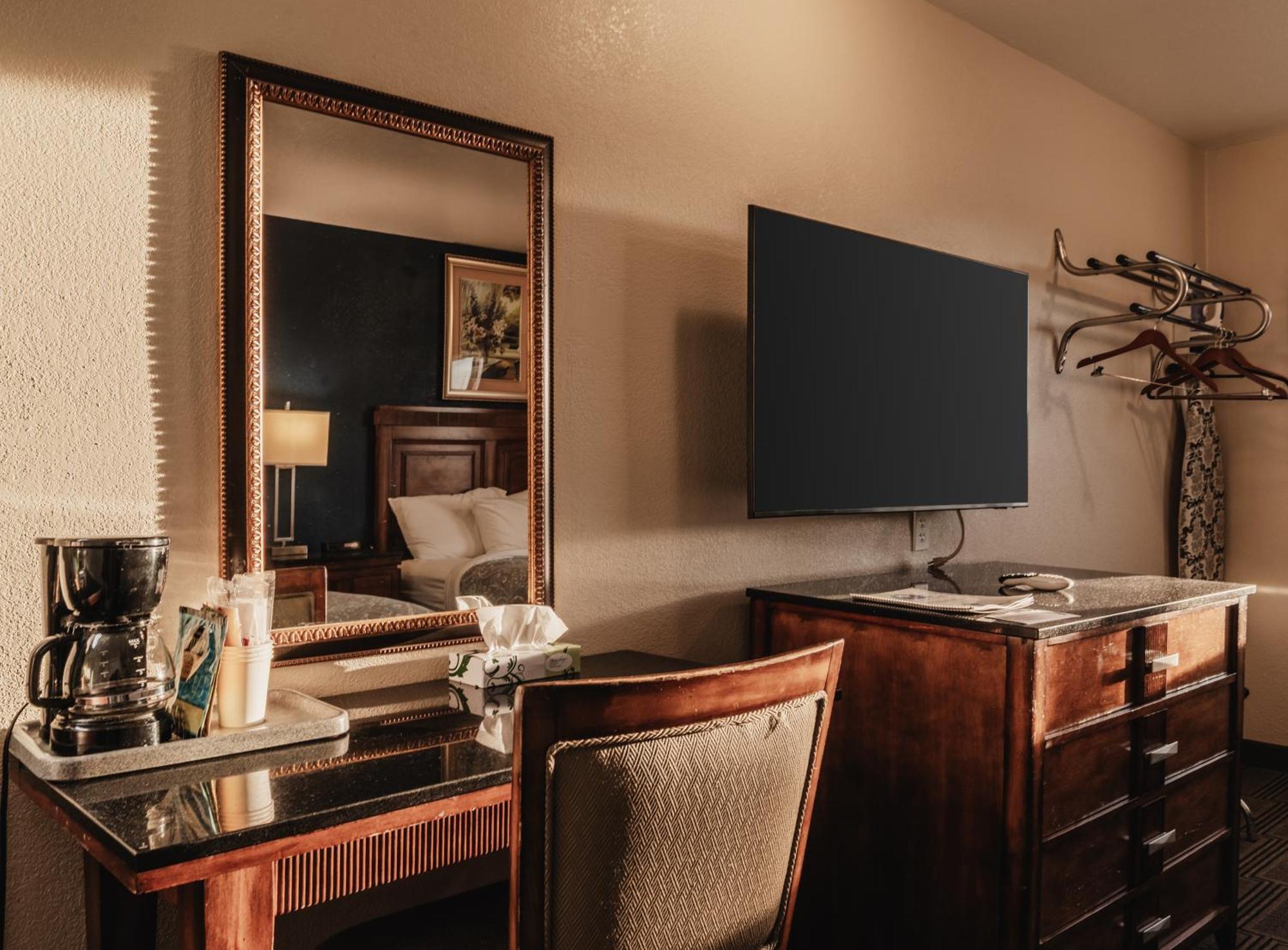 Water Front Inn พอร์ตทาวเซนด์ ภายนอก รูปภาพ